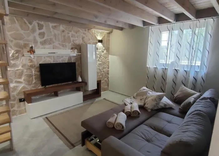 Louis Home